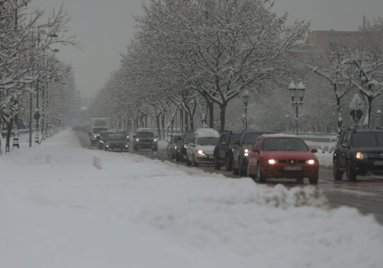 Haos în trafic și joi dimineață: accident pe A3, ceață densă pe A2 și drumuri naționale închise