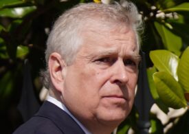 Fostul prinț Andrew, fratele lui Charles, a fost arestat chiar de ziua sa <span style="color:#990000;">UPDATE</span> Prima reacție a regelui