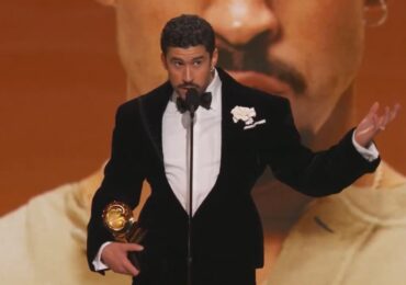 Casa Albă a schimbat versurile unei piese a lui Bad Bunny, unul dintre cei mai cunoscuți critici ai lui Trump, și a folosit-o într-un clip despre deportări