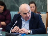 Ce a răspuns Bolojan când a fost întrebat dacă dă afară „sinecurile pesediste”