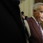 Călin Georgescu rămâne sub control judiciar. Doi judecători nu s-au înțeles, al treilea a decis