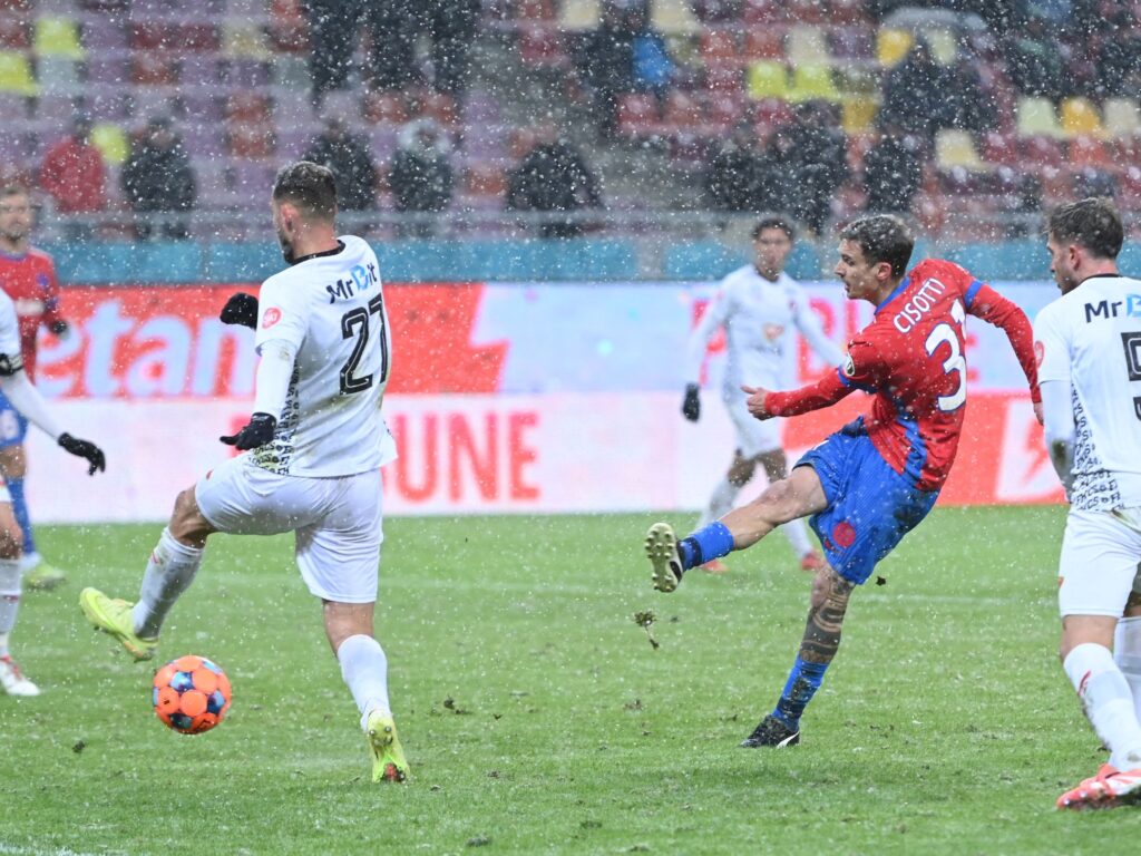 FCSB câștigă pe un viscol aprig și mai are de doi bani speranță pentru play-off