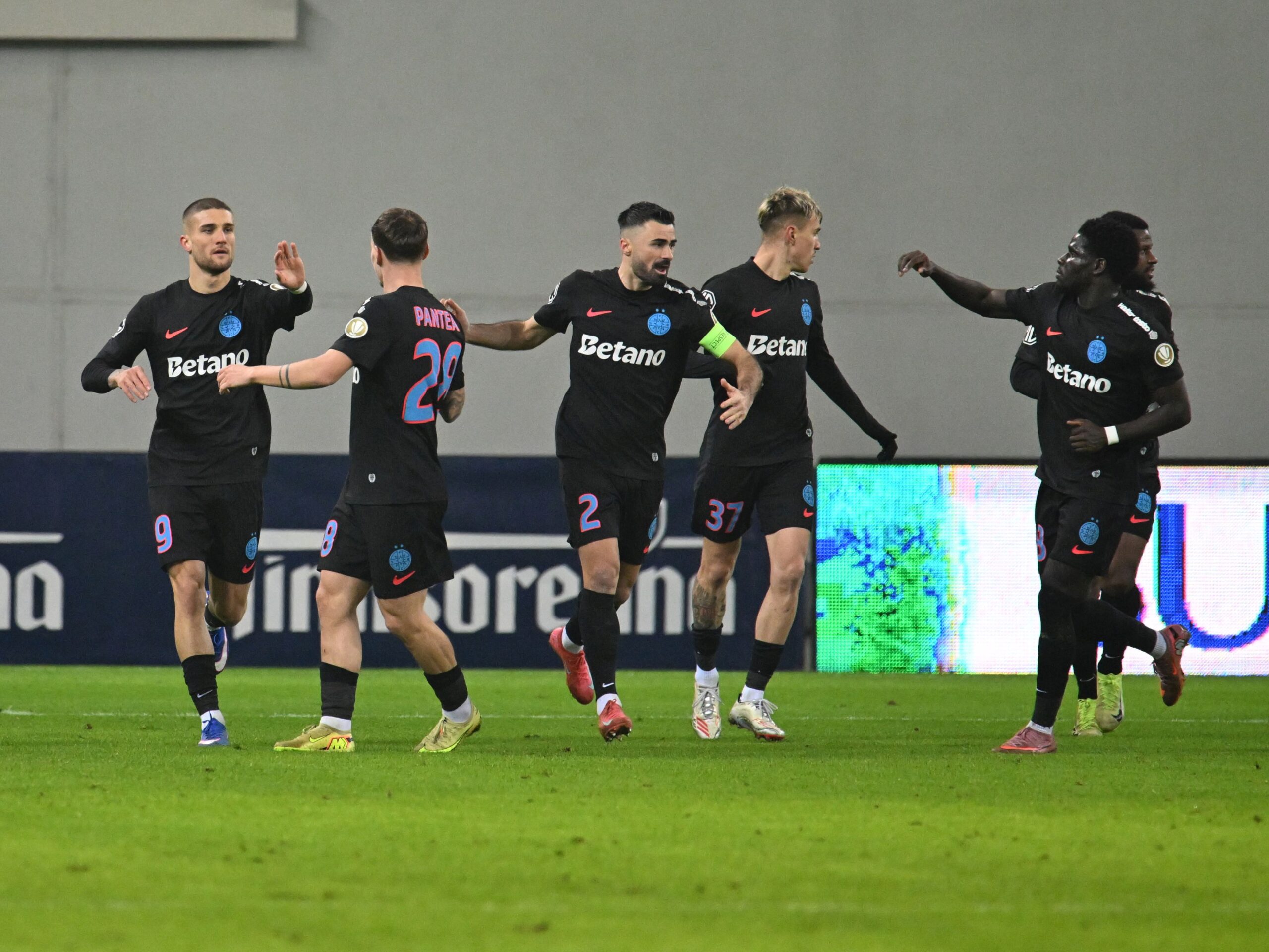 Antrenor nou la FCSB: Roș-albaștrii au făcut anunțul