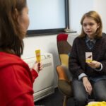 Patru ani de război în Ucraina: Salvați Copiii România derulează campania „Căldură pentru Ucraina”, pentru achiziția de generatoare electrice: școli, spitale, locuințe din Ucraina sunt lăsate în frig și întuneric