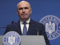 Bolojan: Reducerile de personal nu sunt făcute cu barda. Oamenii pot să lucreze cu jumătate de normă, în două comune