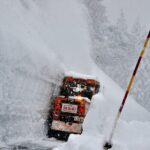 Japonia, îngropată sub zăpadă: Troiene de peste 4 metri și 30 de morți după ninsorile care nu se mai opresc (Foto & Video)