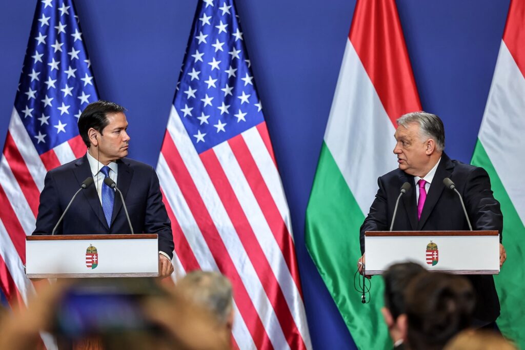 MAGA are probleme acasă, dar Rubio încearcă s-o exporte în Europa