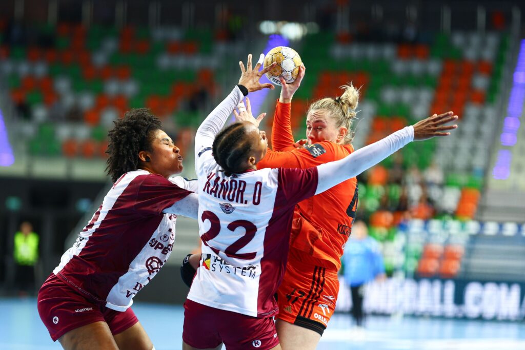 Rapid București, calificare superbă în sferturile European League la handbal feminin