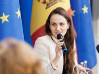 Oana Țoiu și mersul pe sârmă între București și Washington