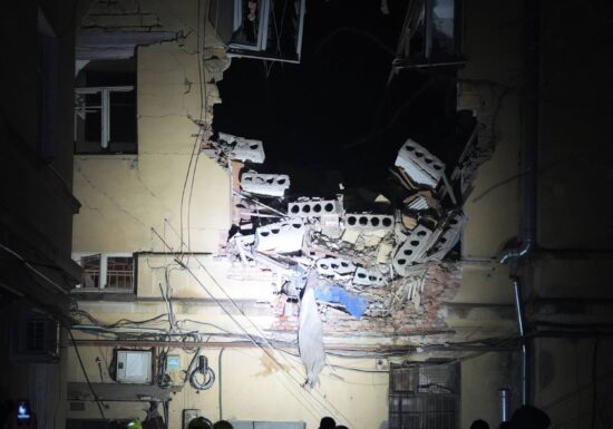 <span style="color:#990000;">Ziua 1472</span> Moscova pregătește ofensiva de primăvară în Donețk. Încă un schimb de prizonieri. Rusia va fi gata în 6 ani de război cu NATO