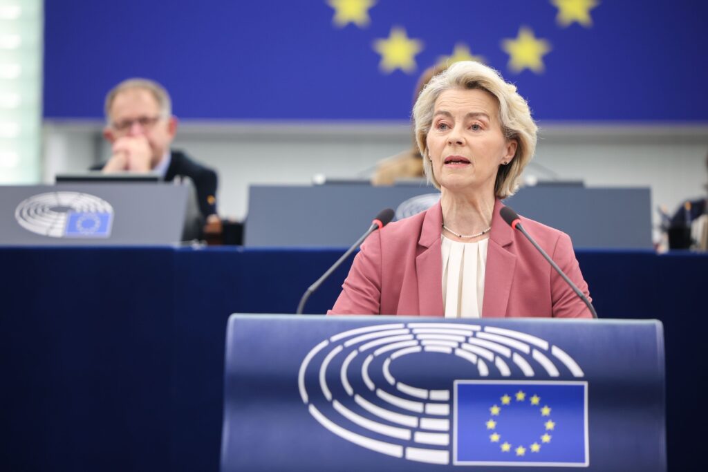 Politico: Von der Leyen pasează vina pentru economia slăbită a UE către statele membre