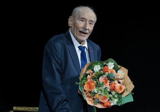 Actorul Victor Rebengiuc, laureat al Premiului Marin Constantin în cadrul Galei Madrigal 63