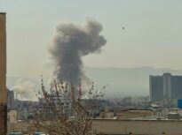 Israelul și SUA au atacat Iranul. Teheranul a ripostat. Trump anunță că Khamenei e mort. Șapte oficiali de rang înalt, uciși. Interzis la Strâmtoarea Ormuz (Video)