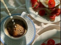 Cafeaua de după masă: bună sau nu pentru digestie? Când e contraindicată