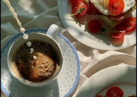 Cafeaua de după masă: bună sau nu pentru digestie? Când e contraindicată