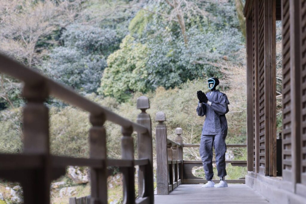 Buddharoid – Cum arată și ce poate face călugărul robot dotat cu AI (Foto&Video)