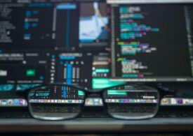 Datele omenirii, salvate într-o bucată de sticlă. Tehnologia care ar putea rezista 10.000 de ani