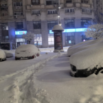 Un nou ciclon deasupra României: Ninge în noaptea de vineri spre sâmbătă. După 24 februarie se încălzește brusc