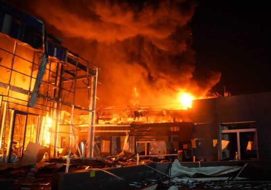 <span style="color:#990000;">Ziua 1451</span> Portul Odesa, în flăcări. Ucraina lovește în Volgograd. Următoarea rundă de negocieri, în Elveția. Trump îi cere lui Zelenski „să se miște”