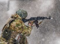 „Suntem doar piele și os.” Soldații ruși se plâng că mor de foame pe linia frontului