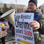 Sindicaliștii din Educație au protestat în fața Guvernului: Căutăm ministru. Oferim salarii tăiate și haos legislativ (Video)