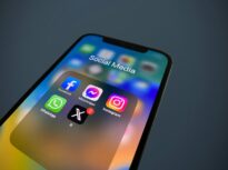 Proces istoric în SUA pentru rețelele de socializare. Sunt acuzate de crearea intenționată a dependenței, la fel ca producătorii de țigări