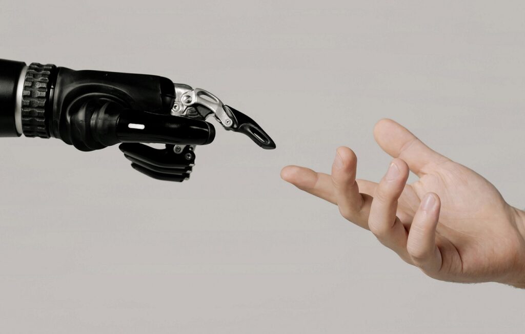 „Roboții au nevoie de corpul tău”. Site-ul pe care agenții AI închiriază oameni