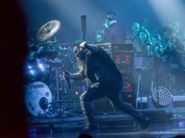 O deputată POT cere anularea concertelor unei trupe rock: „O ofensă directă la adresa credinței”. Formația invocă libertatea artistică și amenință cu proces