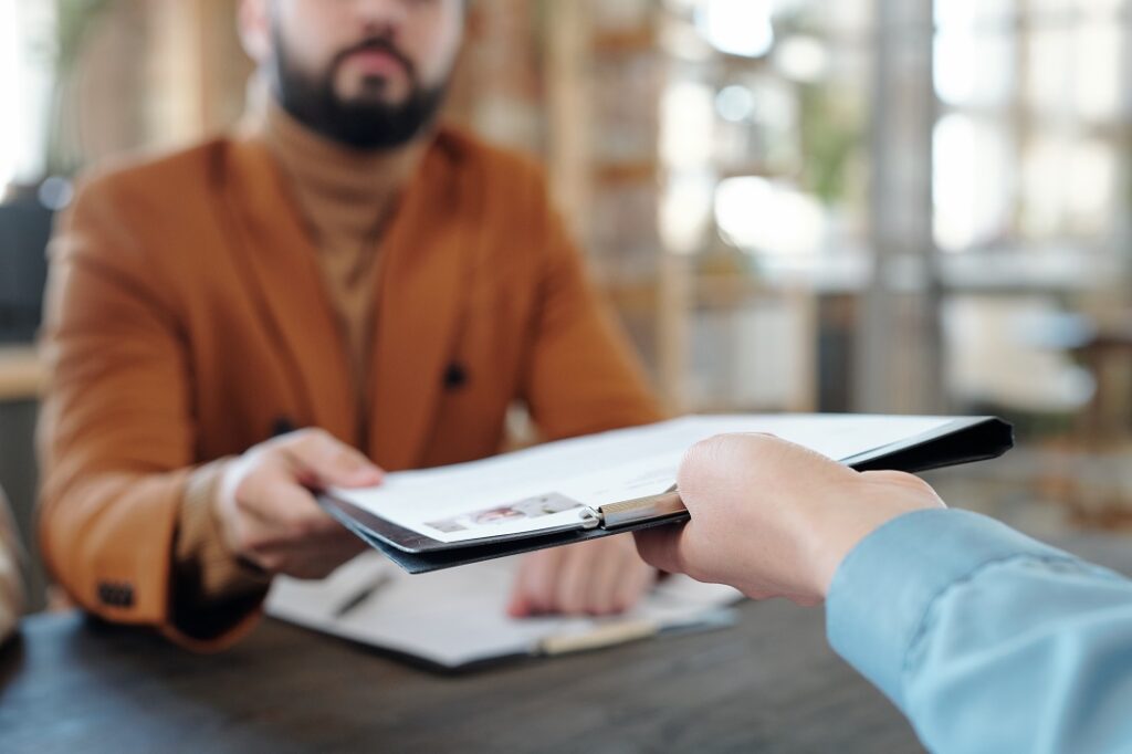 De ce recrutarea în anumite domenii cere mai mult decât un proces standard