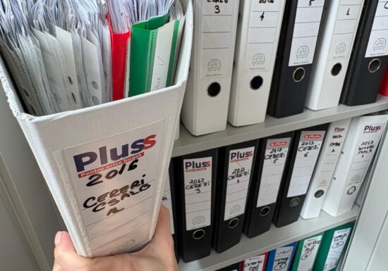 Cum negociau românii cu băncile acum 10 ani și ce solicită azi?