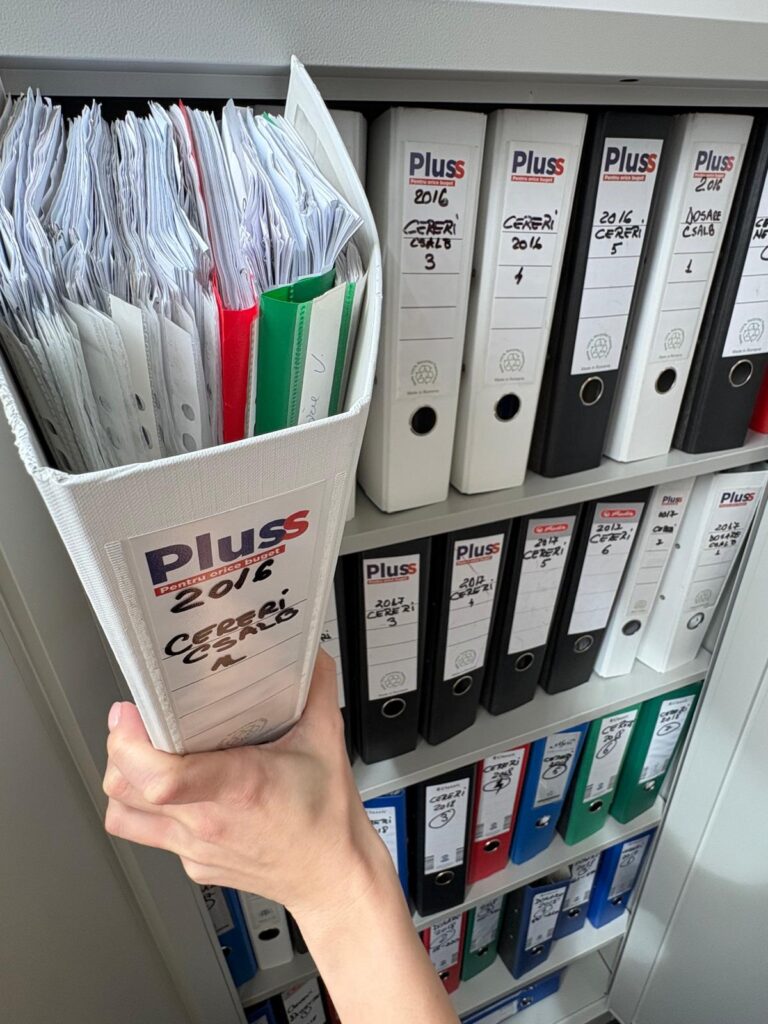 Cum negociau românii cu băncile acum 10 ani și ce solicită azi?