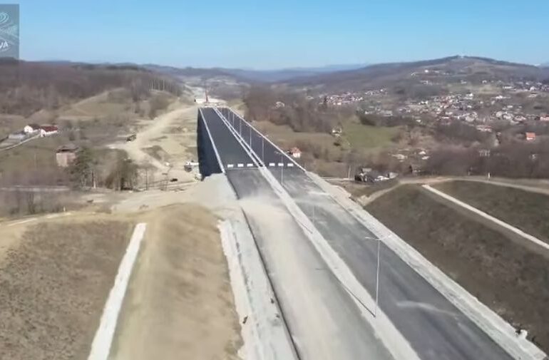 Un lot de pe Autostrada Sibiu-Pitești se apropie de finalizare. Ar putea fi deschis cu 6 luni mai devreme