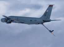 Primele avioane cisternă americane au ajuns în România UPDATE Miruță: Au venit și militari