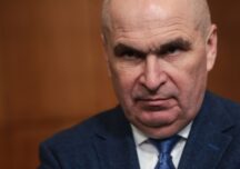 Bolojan garantează: Niciun venit nu va scădea per total în sectorul bugetar, după aplicarea noii legi a salarizării