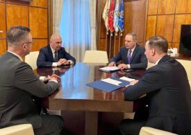 Bolojan anunță verificări pe piața carburanților și caută soluții pentru temperarea scumpirilor: „Refuz să vând soluții populiste”