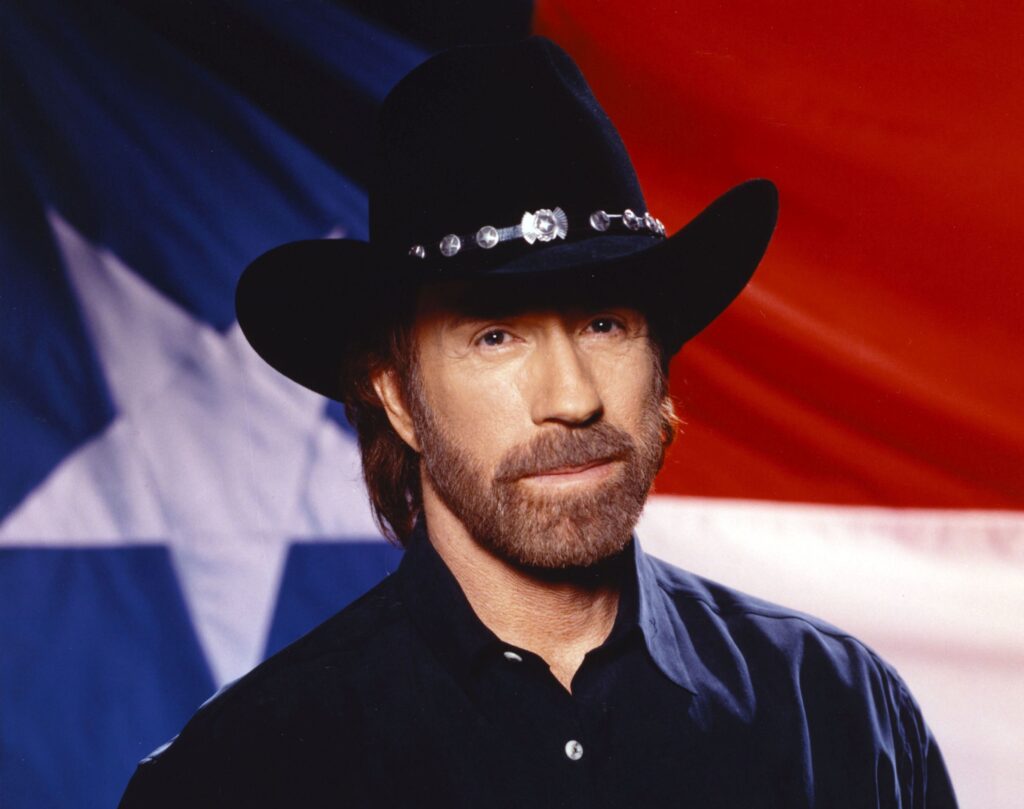 A murit Chuck Norris