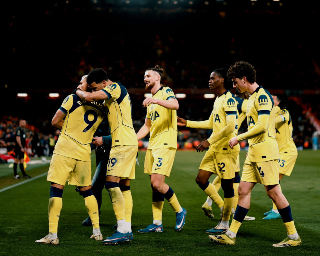 Radu Drăgușin, taxat deși a salvat-o pe Tottenham la ultima fază: Nota primită după meciul cu Liverpool