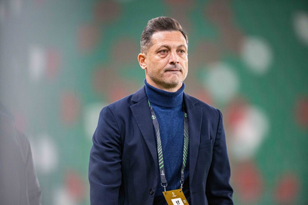 FCSB anunță că Mirel Rădoi este noul său antrenor