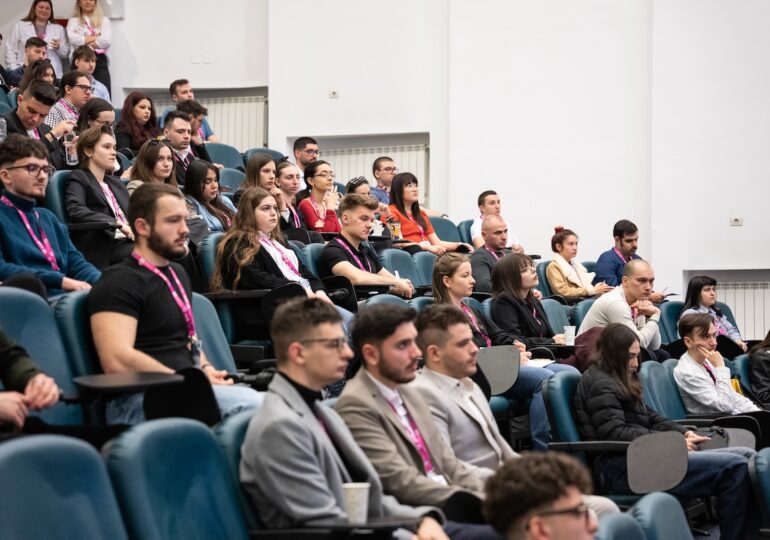 Oportunități exclusive de joburi entry-level, internship-uri și programe trainee la Finance Recruitment Day