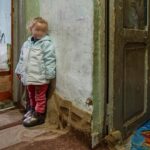 Procentul copiilor români sub 16 ani afectați de sărăcie este mai mult decât dublul mediei UE: 31,8%, față de 13,6%