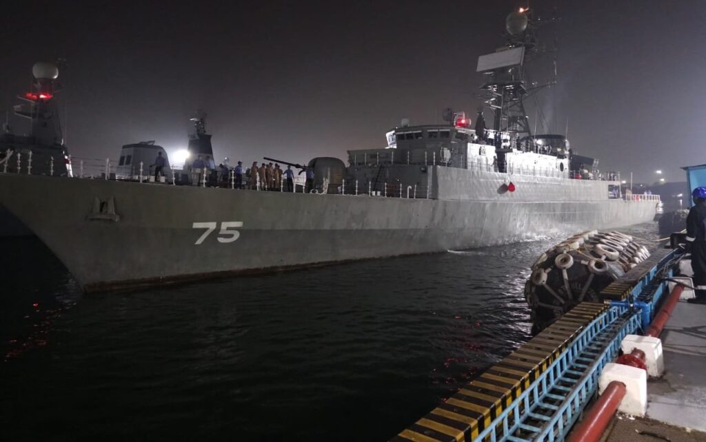 Momentul în care un submarin american a scufundat o navă iraniană de luptă. E o premieră după Al Doilea Război Mondial (Video)