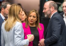 Cine elegante și flirt politic între „foști iubiți toxici”: Cum încearcă cele mai mari partide din Europa să-și salveze relația