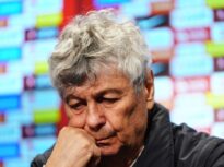 FRF a luat o decizie după ce Mircea Lucescu a fost transportat la spital. Cine va conduce România de pe bancă în Slovacia