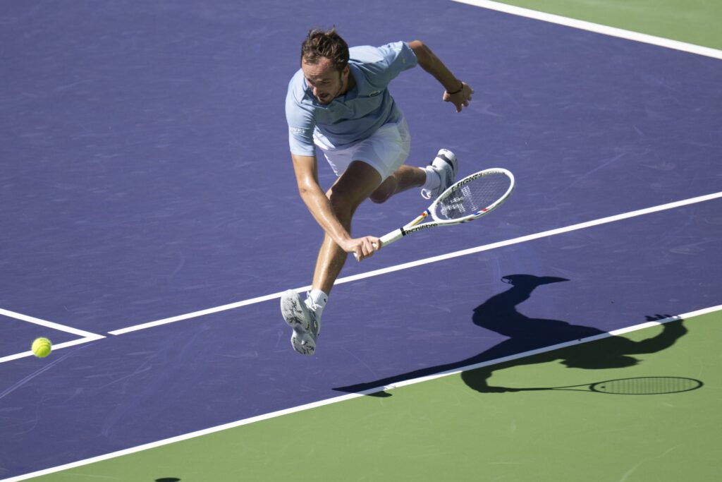Medvedev pune capăt seriei de victorii a lui Alcaraz la Indian Wells
