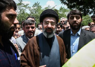 Vânătoarea lui Mojtaba Khamenei. Cum încearcă CIA și Mossad să-l găsească