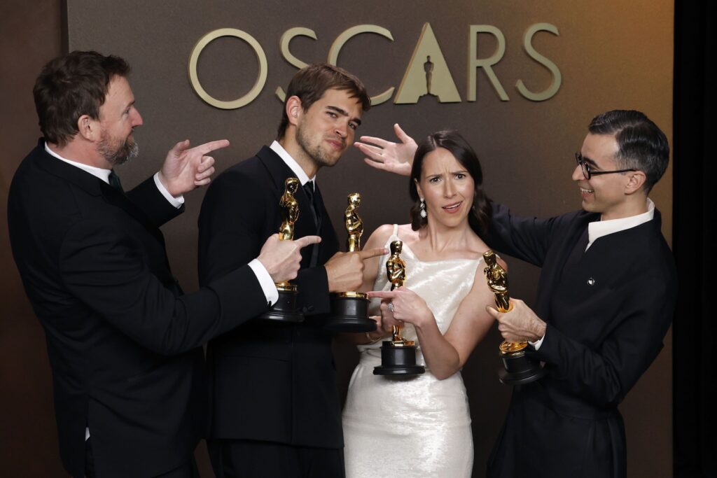 Premiile Oscar 2026: „One Battle After Another”, marele câștigător. Michael B. Jordan ia Oscarul pentru cel mai bun actor, iar Sean Penn intră în istorie
