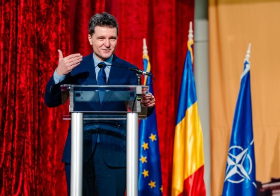 Nicușor Dan: Politicienii se ceartă la TV, în timp ce pe TikTok se propagă dezinformarea (Video)