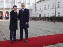 Nicușor Dan a ajuns în Polonia. Cu cine se întâlnește și ce discuții vor avea loc (Foto & Video)