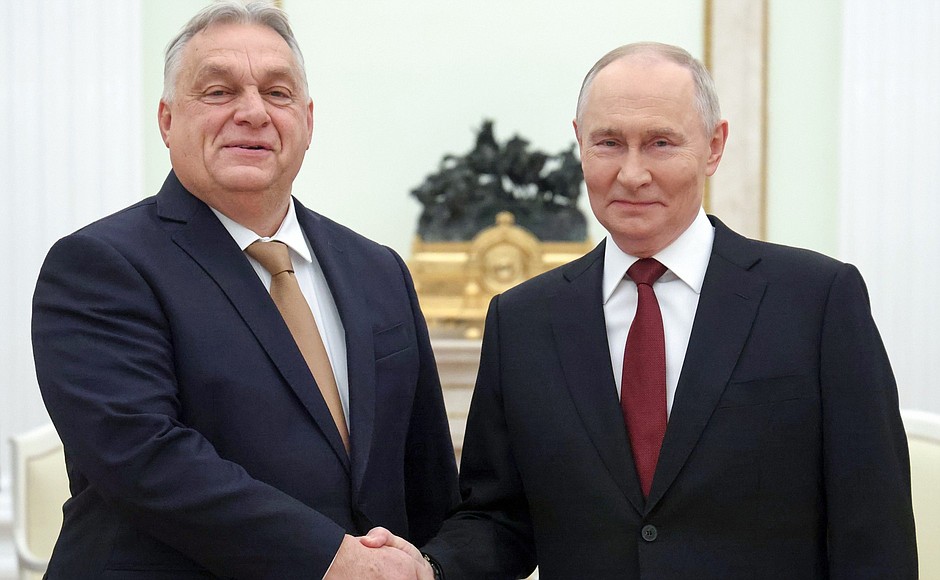Putin a trimis în Ungaria echipa de strategi care s-a amestecat în alegerile din R. Moldova pentru a-l ajuta pe Orban să rămână la putere