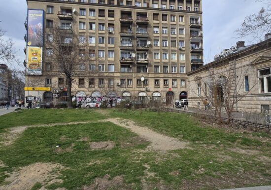 Ciucu anunță că blocul Patria de pe Magheru intră în consolidare, iar terenul din fața librăriei Cărturești va fi expropriat